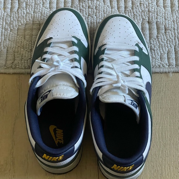 Nike men green blue and white low dunks - Picture 4 of 7